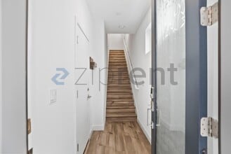 119 Mabuhay Way in Daly City, CA - Foto de edificio - Building Photo