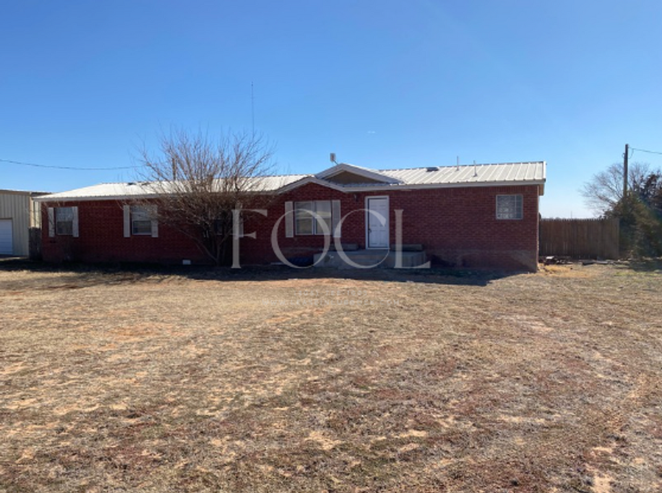 10701 County Rd 6700 in Lubbock, TX - Building Photo