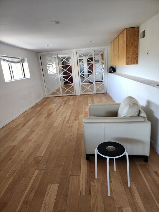 21807 Corvo Way in Topanga, CA - Building Photo