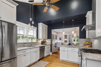 44 Antwerp St in Milton, MA - Building Photo - Building Photo