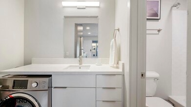 5772 Old Hickory Blvd, Unit 207 in Nashville, TN - Foto de edificio - Building Photo