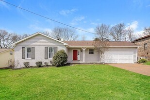 104 Eldorado Ct in Hendersonville, TN - Building Photo