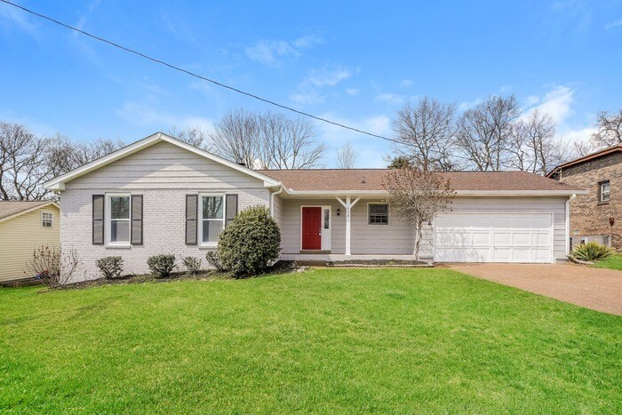 104 Eldorado Ct in Hendersonville, TN - Building Photo