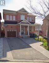 15 Tailfin Rd in Brampton, ON - Building Photo