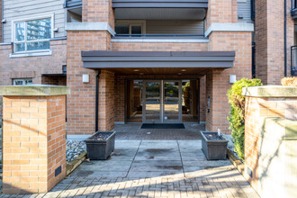 Boardwalk in Port Moody, BC - Building Photo - Building Photo