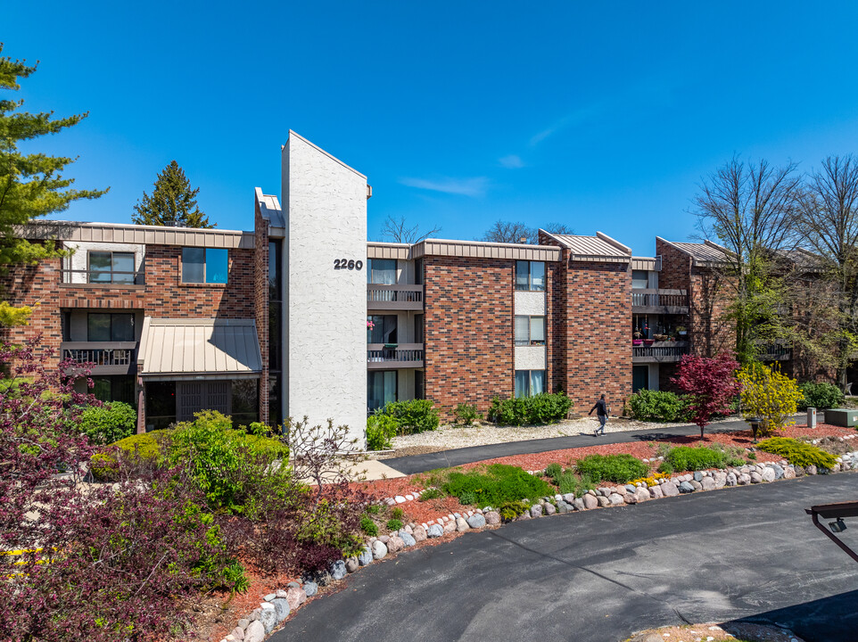 Manchester Village Condominiums in Milwaukee, WI - Building Photo