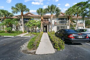 1102 Duncan Cir in Palm Beach Gardens, FL - Building Photo