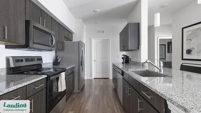 1601 S Heatherwilde Blvd in Pflugerville, TX - Building Photo - Building Photo