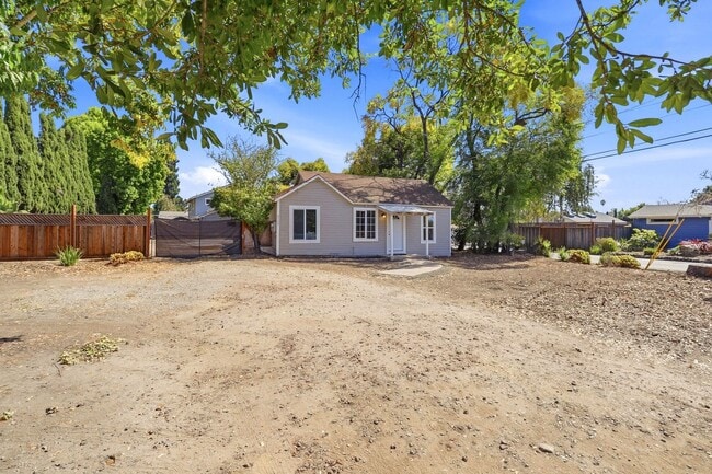 property at 2100 Chanticleer Ave