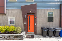 102 Colgate St in Jersey City, NJ - Building Photo - Building Photo