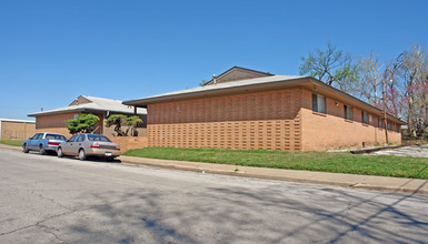 1809 E 2nd St in Tulsa, OK - Building Photo - Building Photo