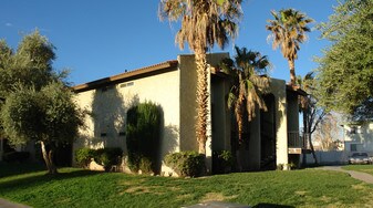 3679 Van Dyke Ave in Las Vegas, NV - Building Photo