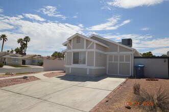 6751 Sebring St in Las Vegas, NV - Building Photo - Building Photo