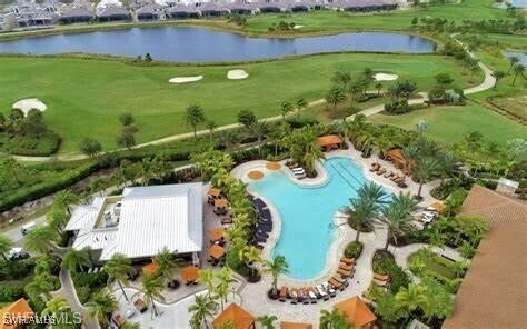 9365 Pocida Ct in Naples, FL - Building Photo