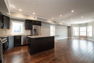 133 Arlington Ave, Unit 3 in Jersey City, NJ - Foto de edificio - Building Photo