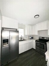 15 Quince Ave in McAllen, TX - Building Photo - Building Photo