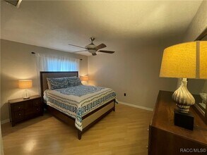 364 NW 14th Pl in Crystal River, FL - Building Photo - Building Photo