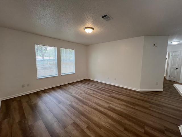 100 Kazmira Ct in Niceville, FL - Building Photo - Building Photo