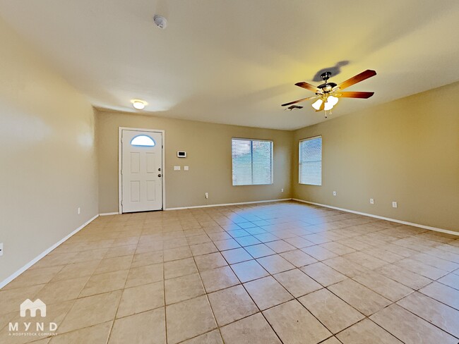 672 W Barrus St in Casa Grande, AZ - Building Photo - Building Photo