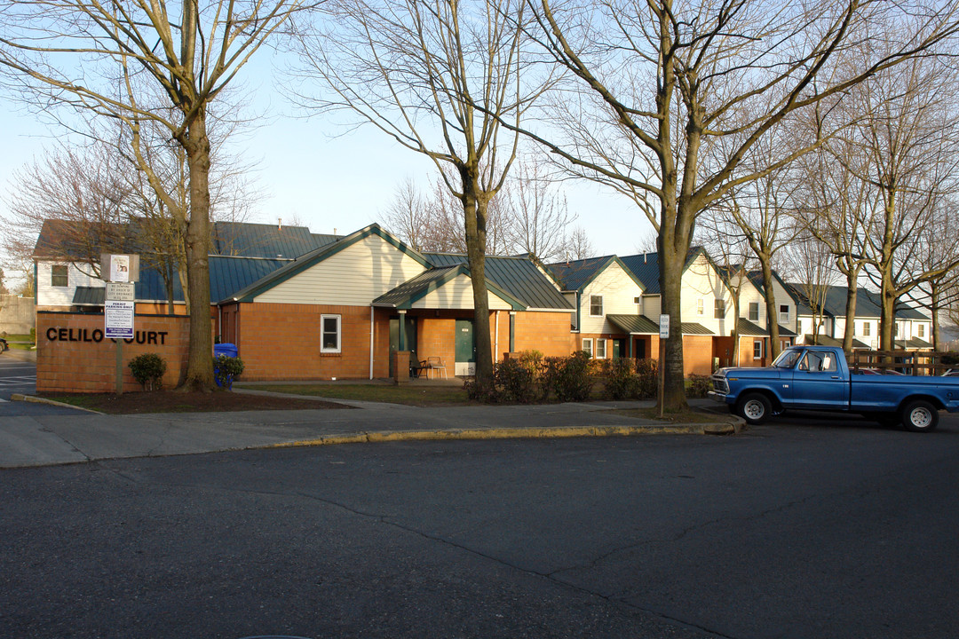 Celilo Court in Portland, OR - Building Photo