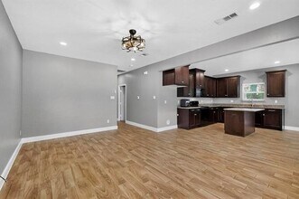 3705 Spencer St in Greenville, TX - Building Photo - Building Photo