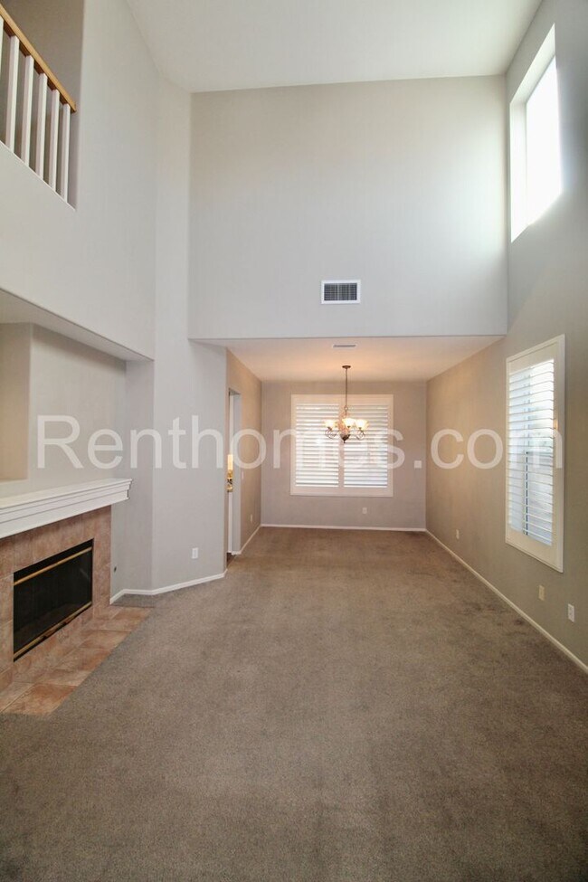 11225 Pacemont Ln in San Diego, CA - Building Photo - Building Photo