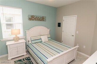 4431 Dutchess Park Rd in Ft. Myers, FL - Building Photo - Building Photo