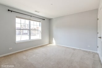 801 Lee St in Des Plaines, IL - Building Photo - Building Photo