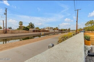 303 W Hazelwood St in Phoenix, AZ - Building Photo - Building Photo