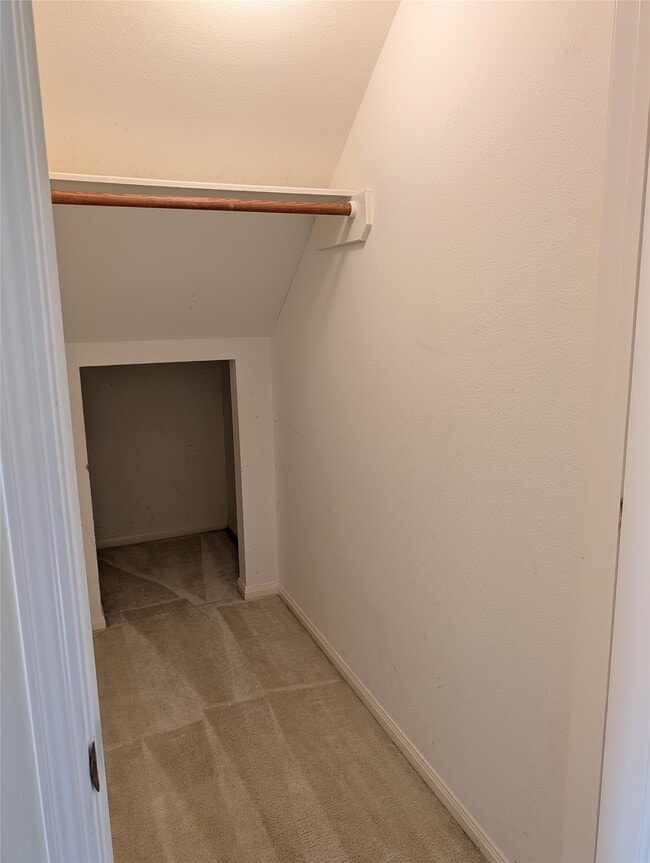 15222 Holland Fields Cir