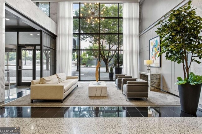 property at 620 Peachtree St NE