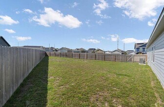 14113 Lyndora Ln in Pflugerville, TX - Building Photo - Building Photo