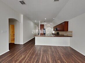 448 Paddle Dr in Crowley, TX - Building Photo - Building Photo