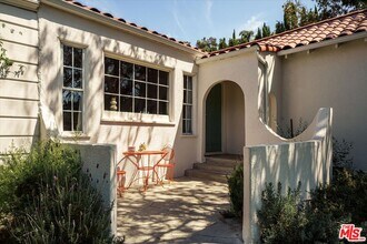1410 Stanford Dr in Glendale, CA - Building Photo - Building Photo