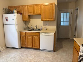 99 Grace St in Fairfield, CT - Building Photo - Building Photo