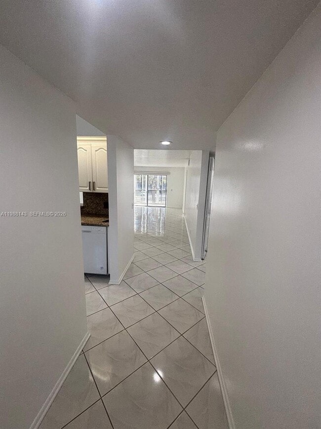 12600 SW 5th Ct in Pembroke Pines, FL - Building Photo - Building Photo