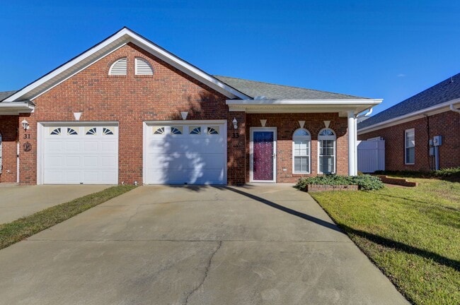 property at 33 Crescent Moon Ct