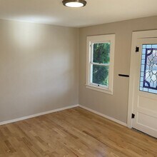 272 S Grand St in Orange, CA - Building Photo - Building Photo