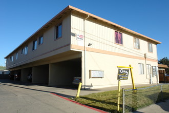 169 Orchard Ave in Salinas, CA - Foto de edificio - Building Photo