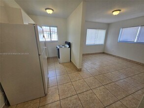 3110 NW 19th Ave in Miami, FL - Building Photo - Building Photo