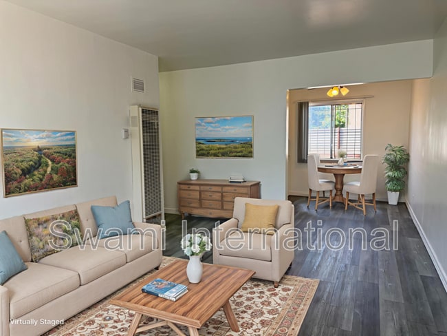 property at 1102 1/2 W 92nd St