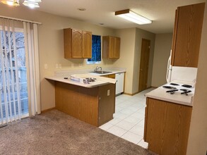 8515 Clark St in Clive, IA - Building Photo - Building Photo
