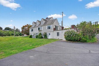38 Old Indian Rd in Milton, NY - Building Photo - Building Photo