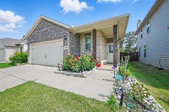 537 Concho St in Aubrey, TX - Building Photo - Building Photo