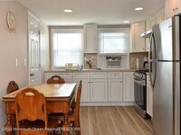 104 Elizabeth Ave photo'