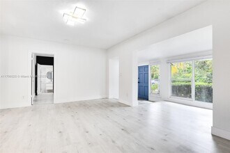 10070 NW 2nd Ave in Miami Shores, FL - Building Photo - Building Photo