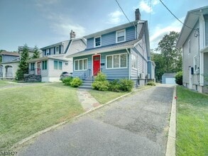 415 Orange Rd in Montclair, NJ - Building Photo - Building Photo