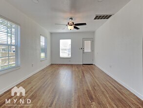 2330 34th Ave N in Texas City, TX - Building Photo - Building Photo