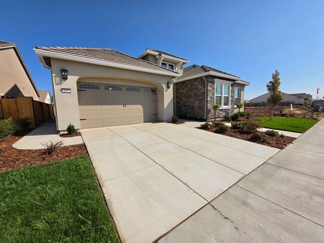 2893 Hickory Ln in Lodi, CA - Building Photo - Building Photo