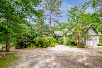 7 Passing Rd in East Hampton, NY - Building Photo - Building Photo